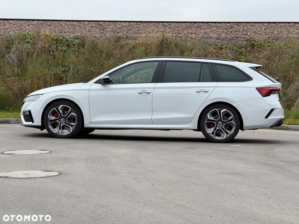 Skoda Octavia 2.0 TSI RS DSG - 17