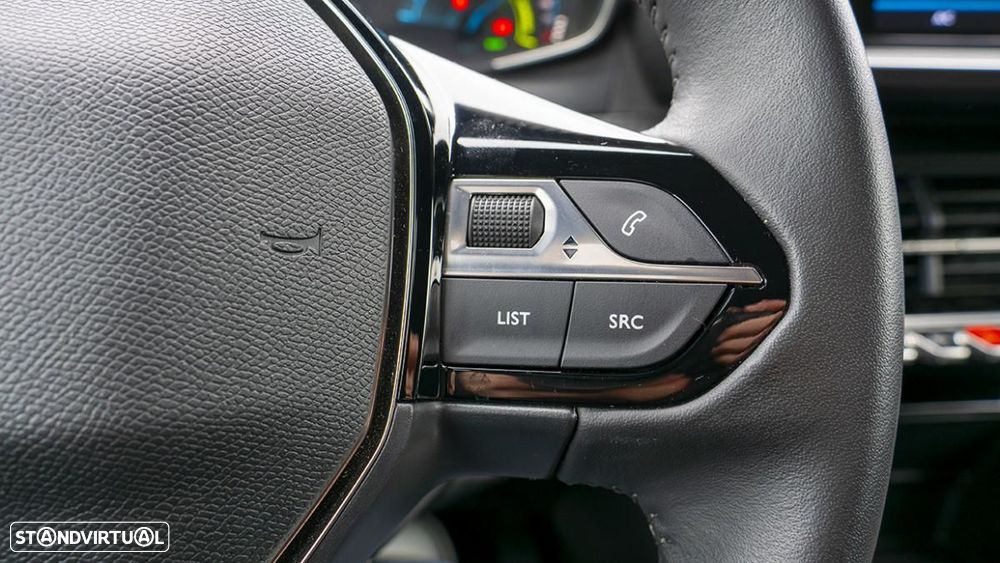 Peugeot e-2008 50 kWh Active Pack - 31