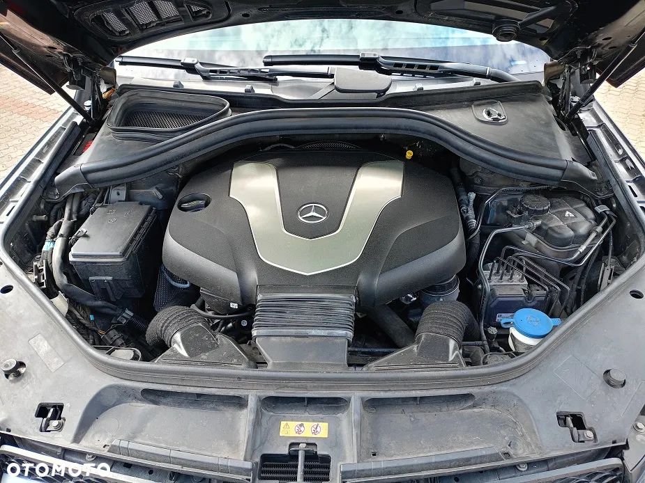 Mercedes-Benz GLE - 28