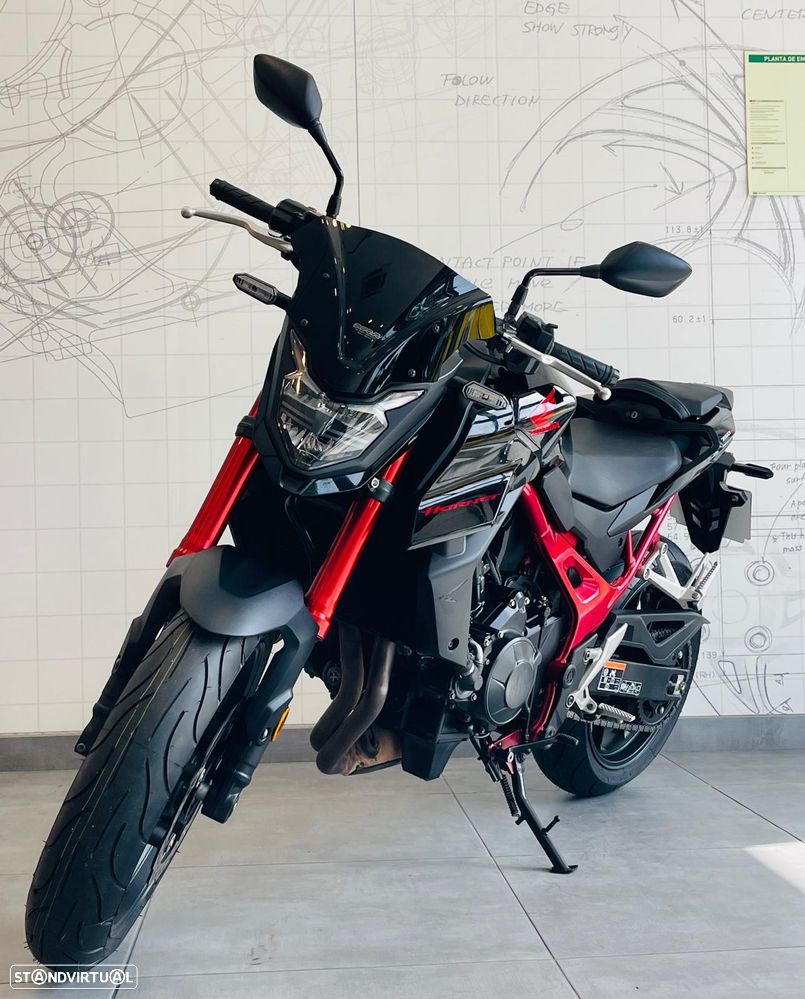 Honda Hornet 750 - 5