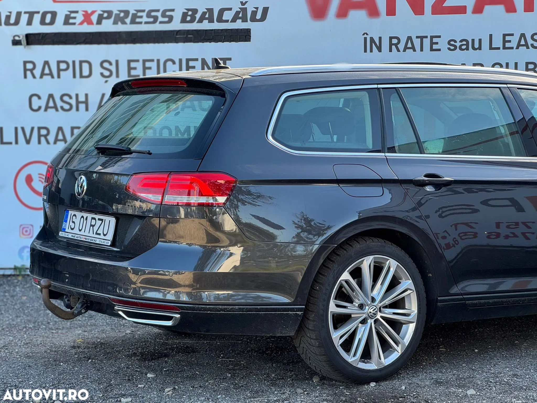 Volkswagen Passat Variant 2.0 TDI DSG (BlueMotion Technology) Comfortline - 19