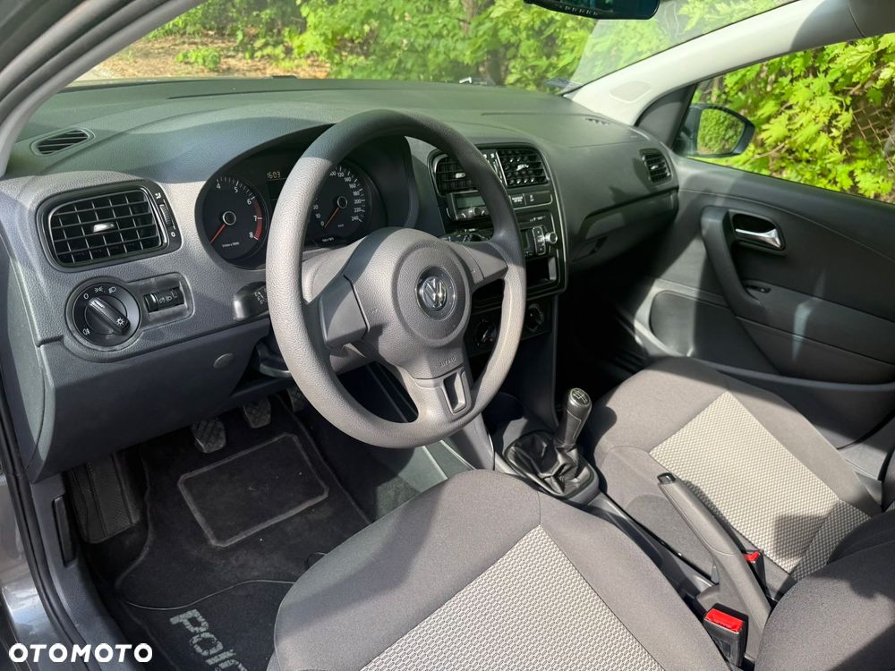 Volkswagen Polo 1.2 Comfortline - 12