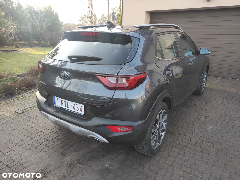 Kia Stonic 1.6 CRDi SCR XL - 6