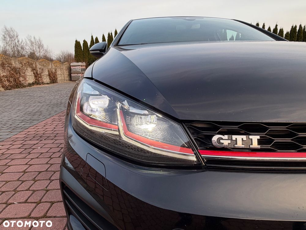 Volkswagen Golf 2.0 TSI BMT GTI Performance - 37