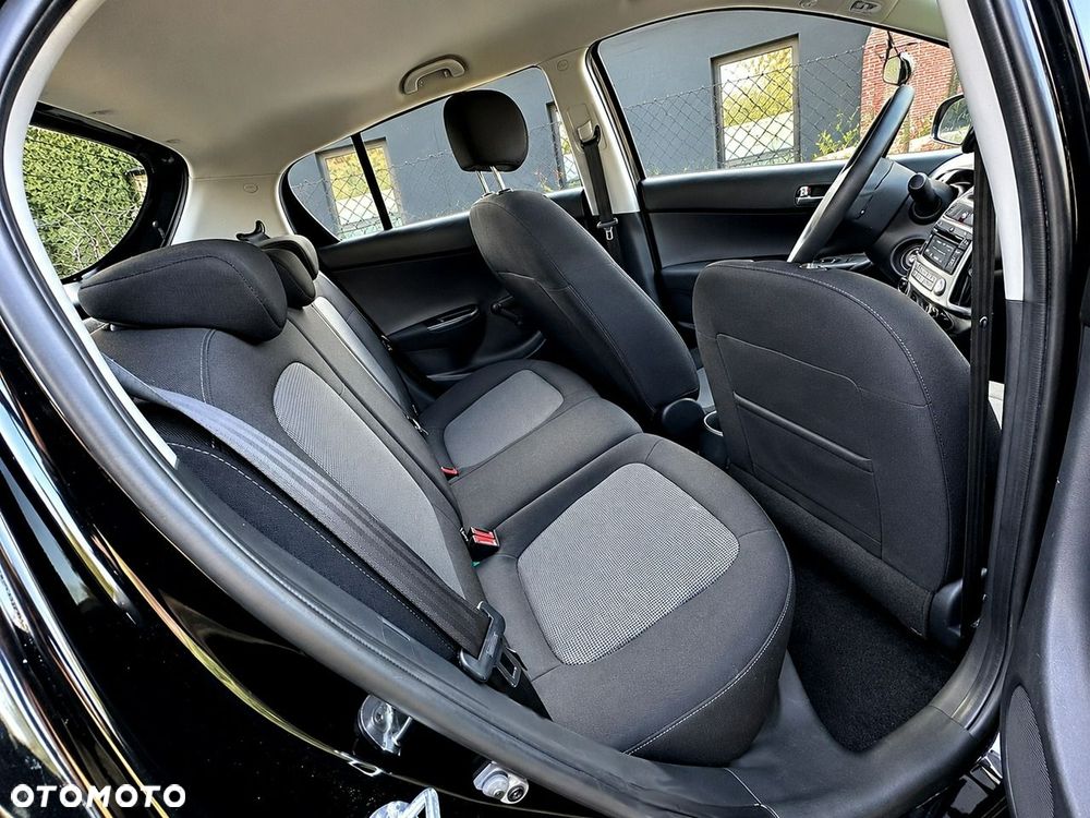 Hyundai i20 - 10