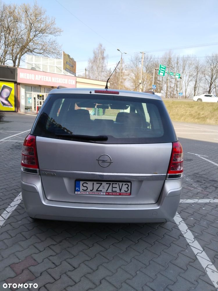 Opel Zafira 1.8 Enjoy - 4