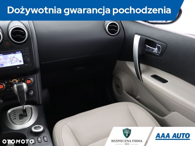 Nissan Qashqai - 10
