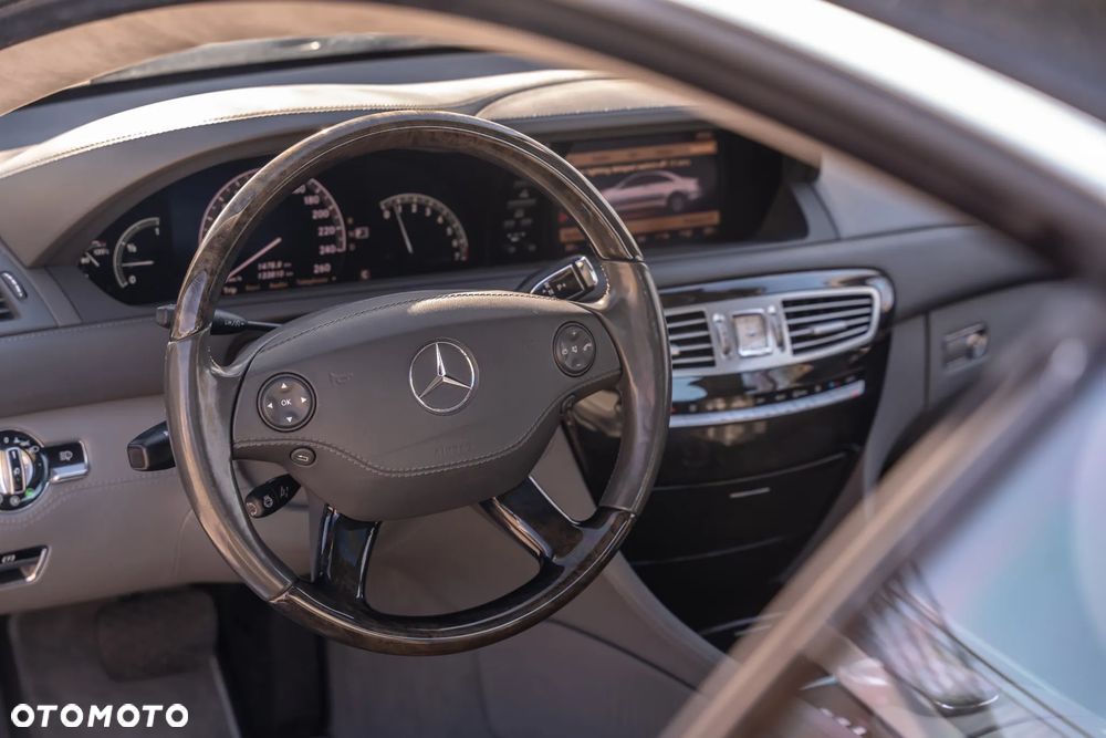 Mercedes-Benz CL 500 - 7