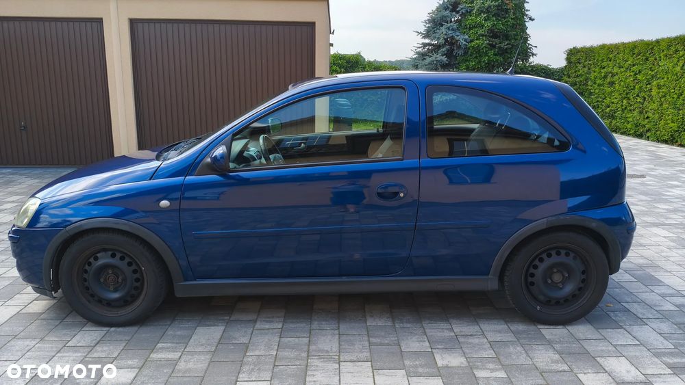 Opel Corsa - 3