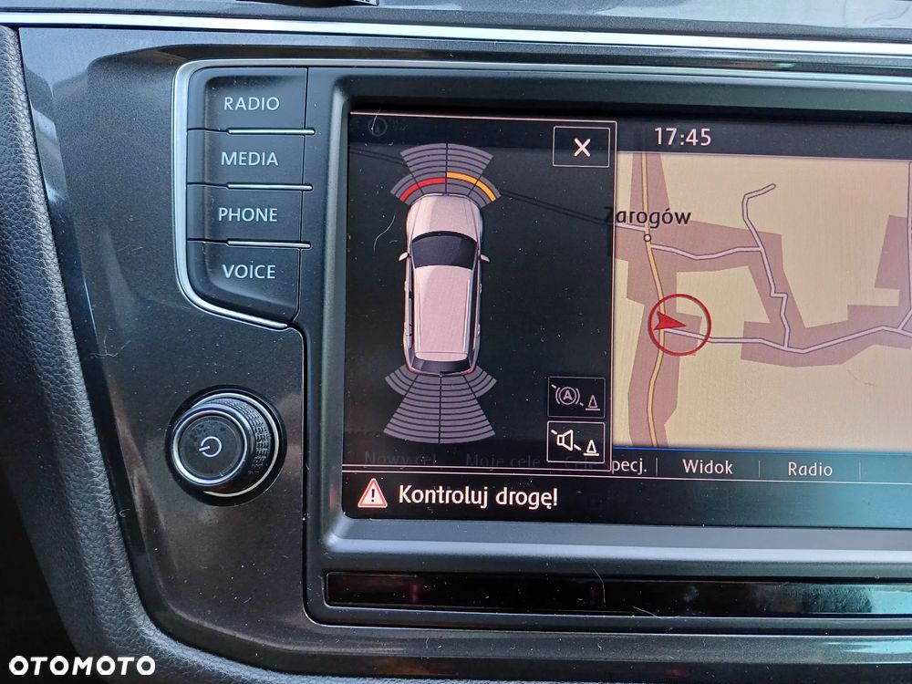 Volkswagen Tiguan - 29