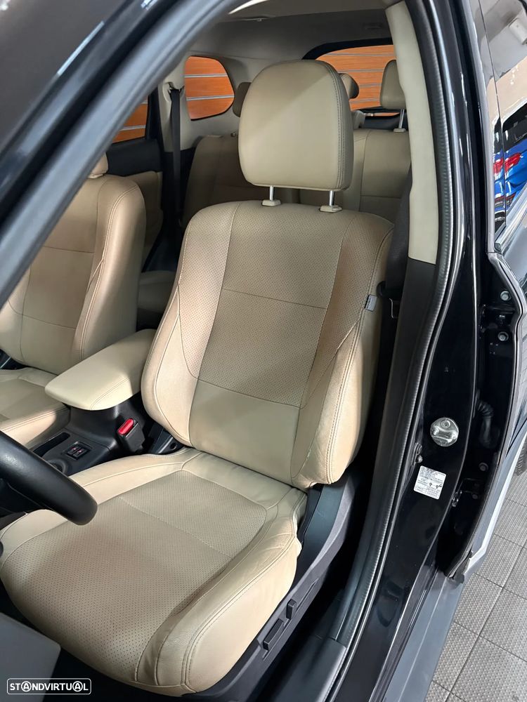 Mitsubishi Outlander 2.2 DI-D Intense Black Edition - 14