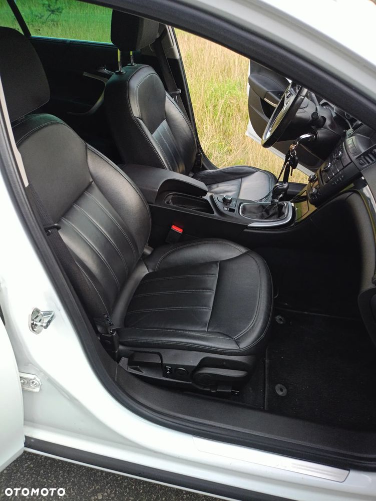 Opel Insignia 2.0 Turbo 4x4 Sport - 6