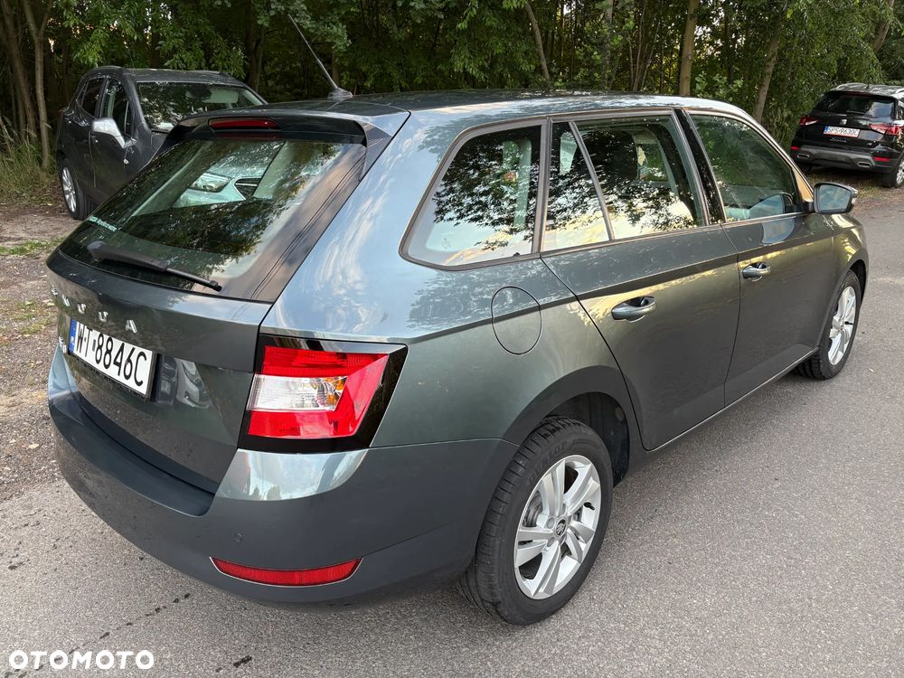 Skoda Fabia 1.0 TSI Ambition - 6