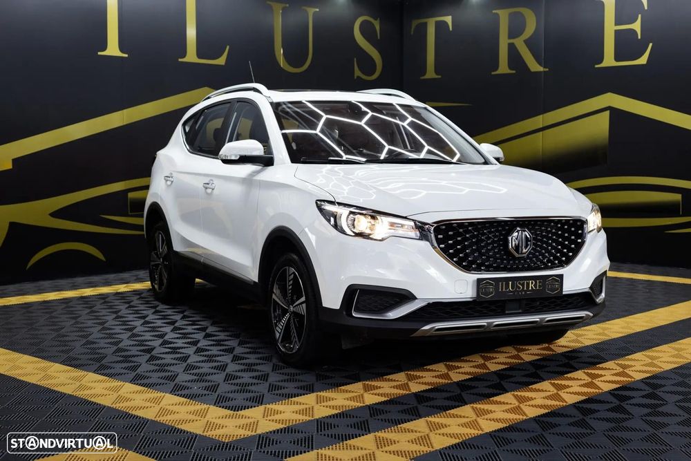 MG ZS EV 44.5 kWh Luxury - 2