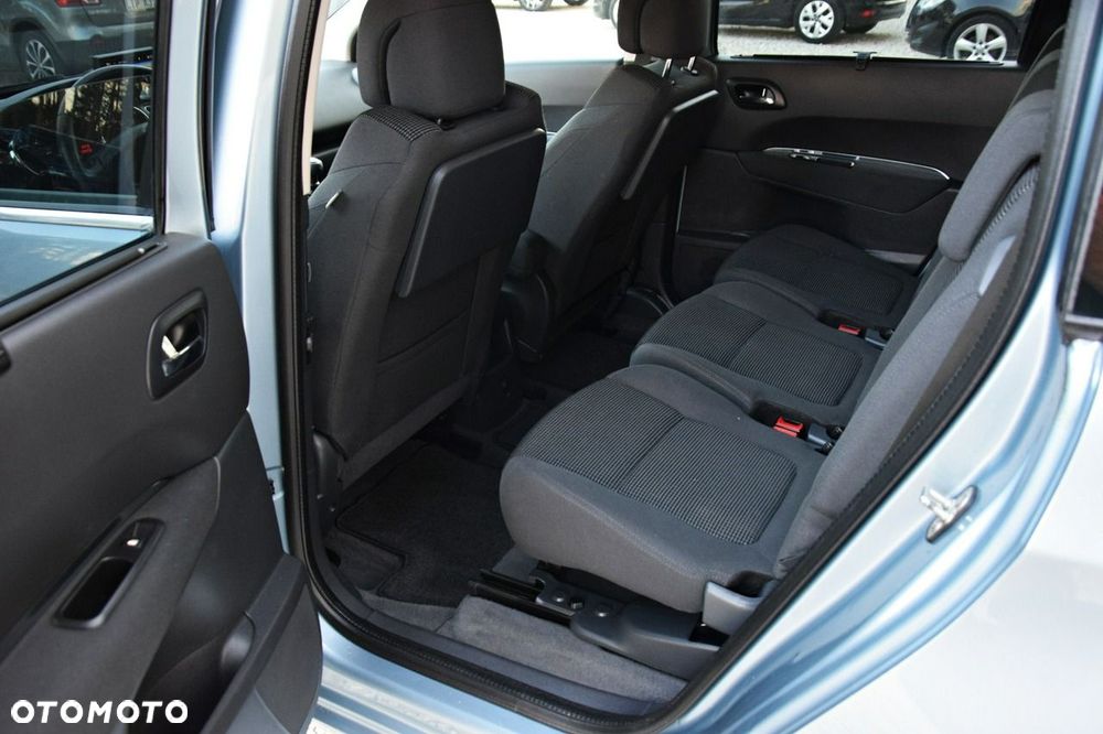 Peugeot 5008 - 31