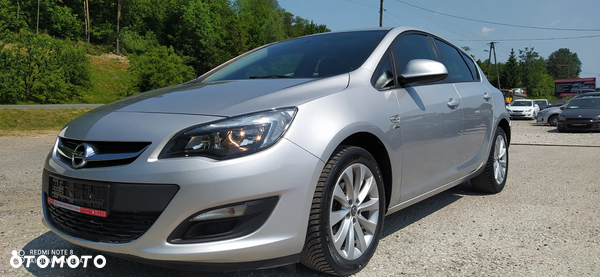 Opel Astra 1.4 Turbo Active