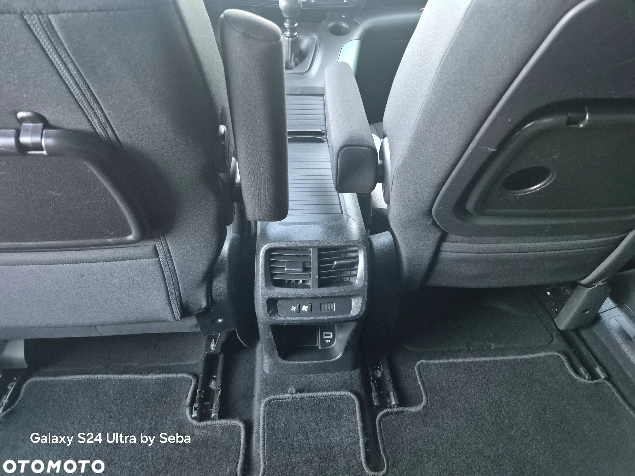 Citroën Berlingo XL BlueHDi 130 MAX - 27