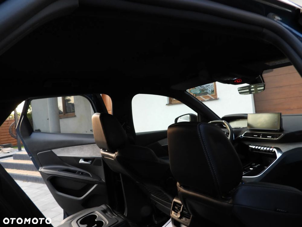 Peugeot 3008 225 e-EAT8 GT - 34