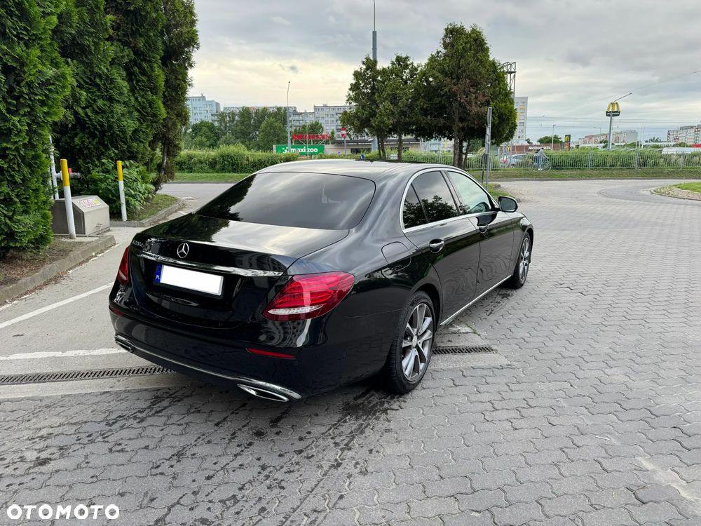 Mercedes-Benz Klasa E 220 d 9G-TRONIC - 5