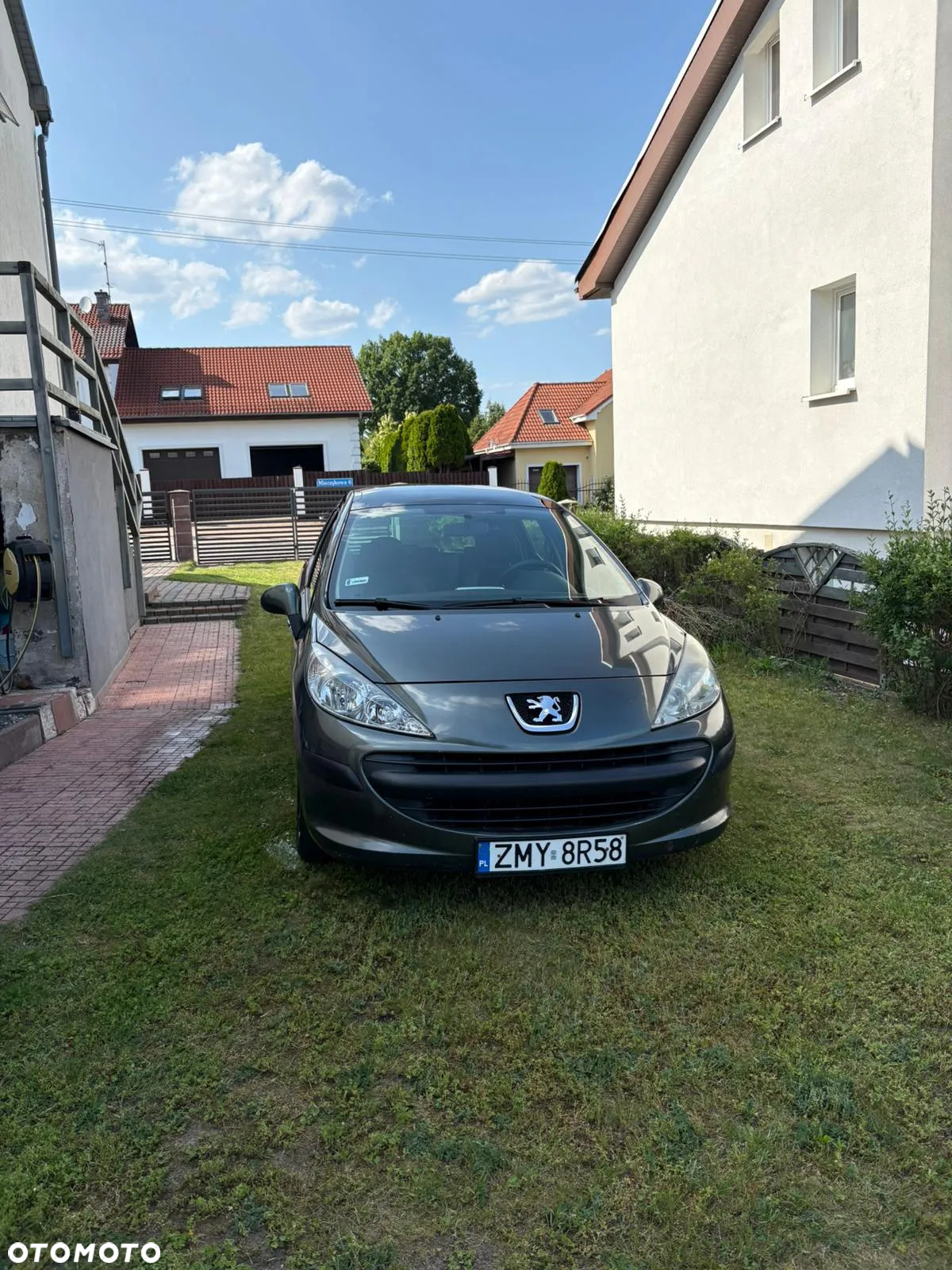 Peugeot 207 1.6 HDi Trendy - 2