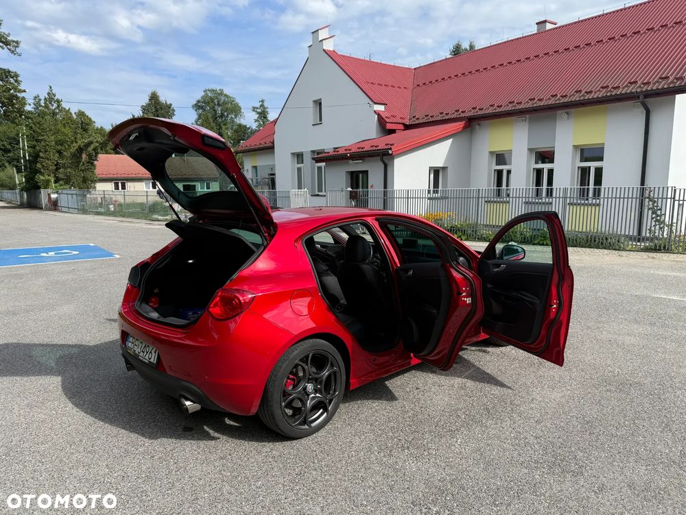 Alfa Romeo Giulietta 1750 TBi Quadrifoglio Verde - 23