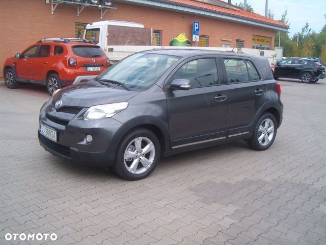 Toyota Urban Cruiser - 1