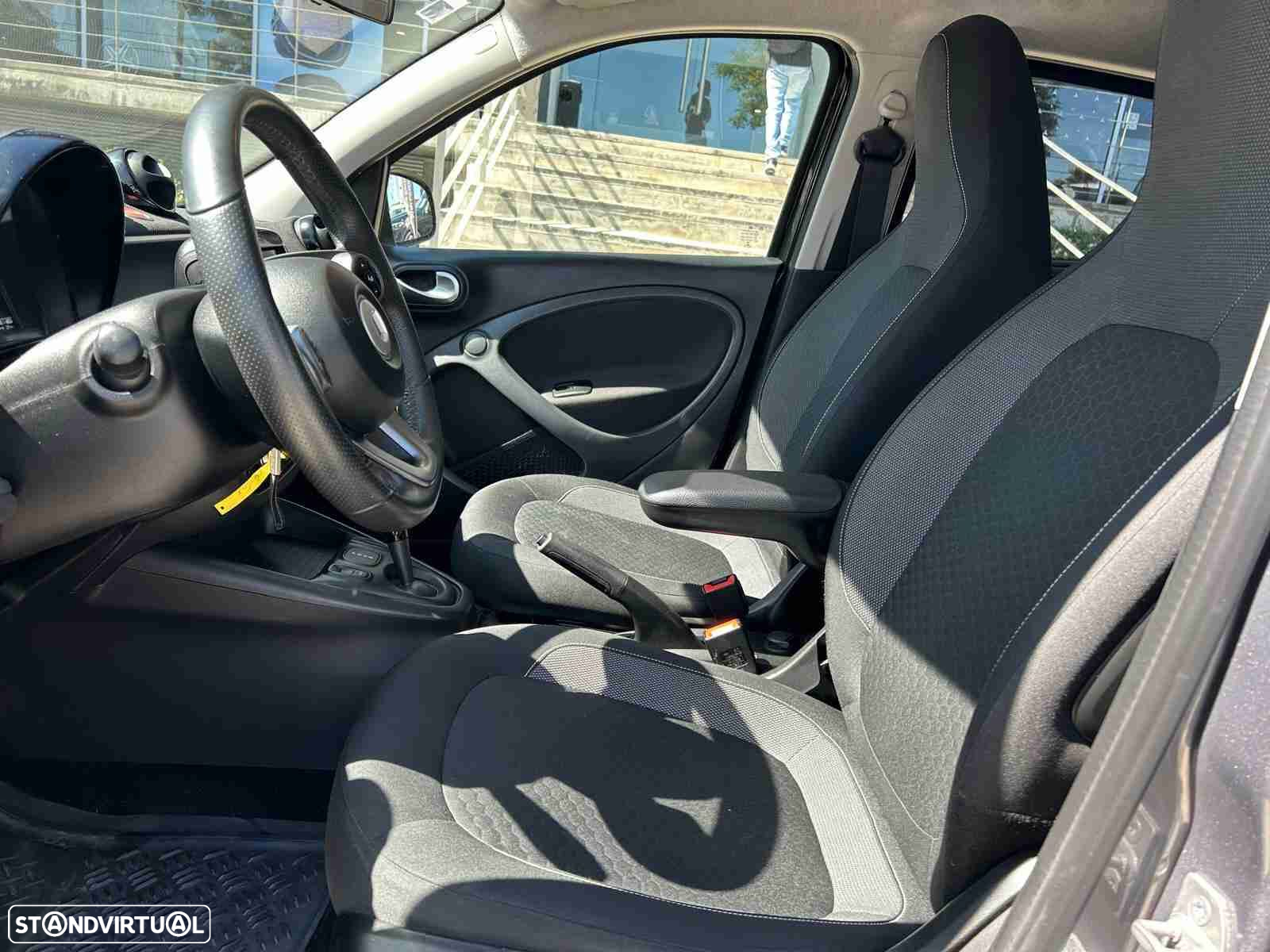 Smart ForFour EQ Pulse - 7