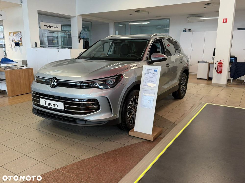 Volkswagen Tiguan - 2