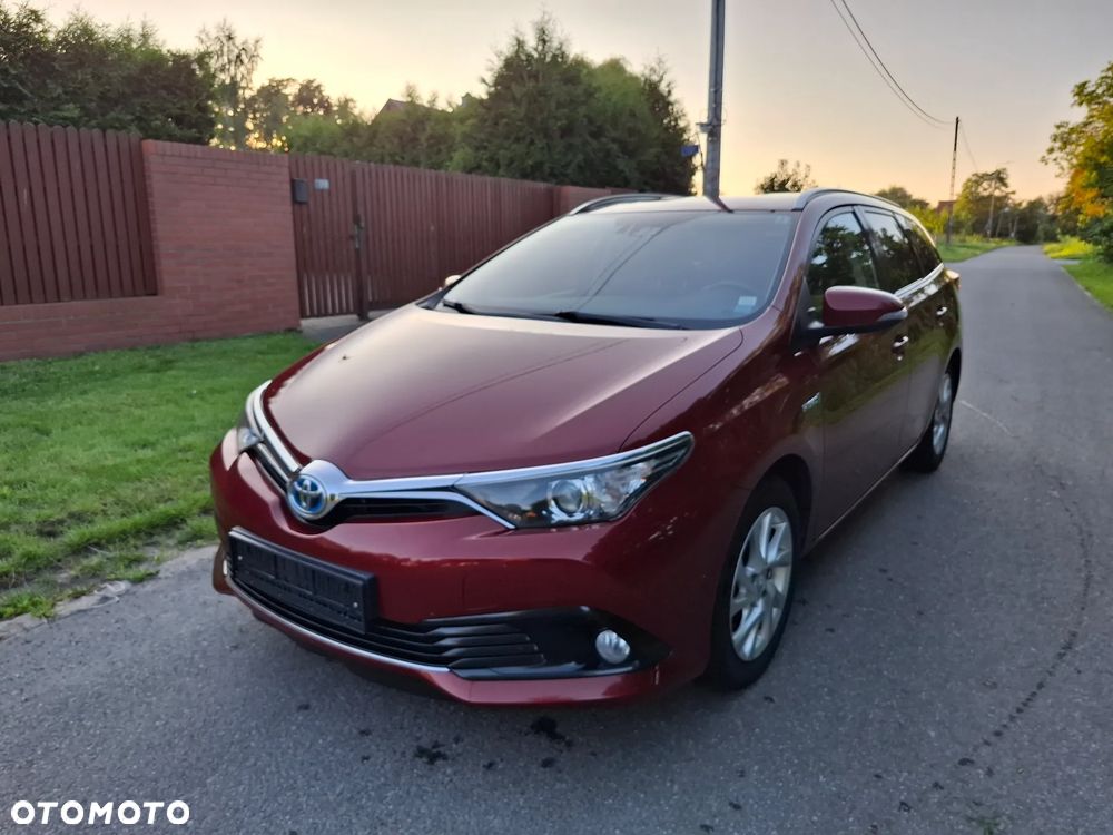 Toyota Auris - 11