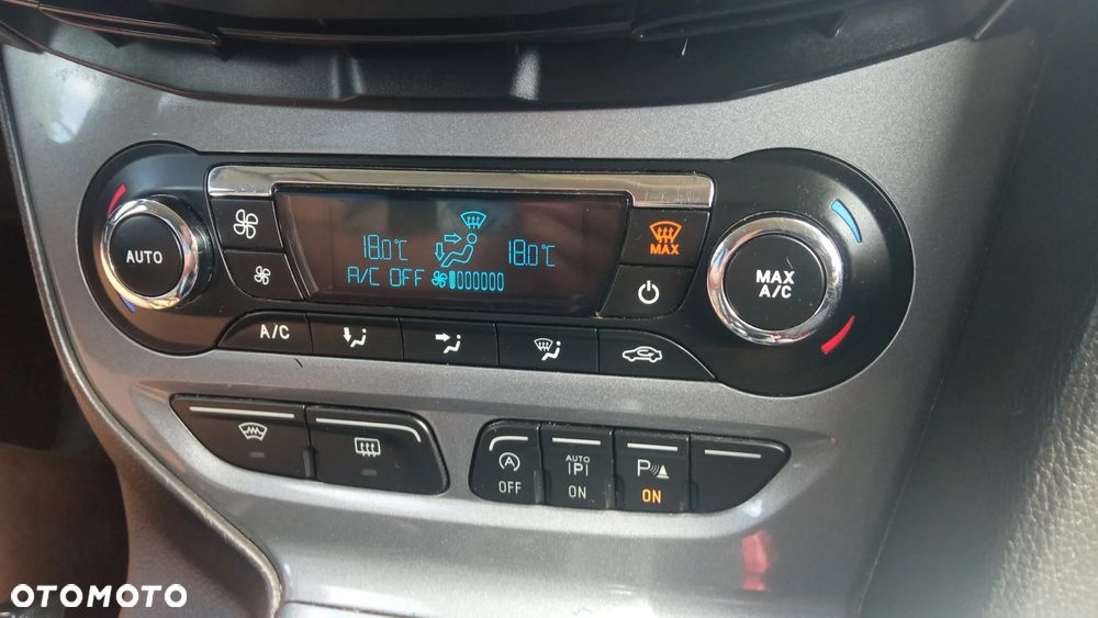 Ford Focus 1.0 EcoBoost Titanium - 15