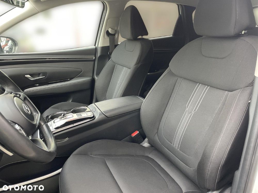 Hyundai Tucson 1.6 T-GDi HEV Executive 2WD - 12