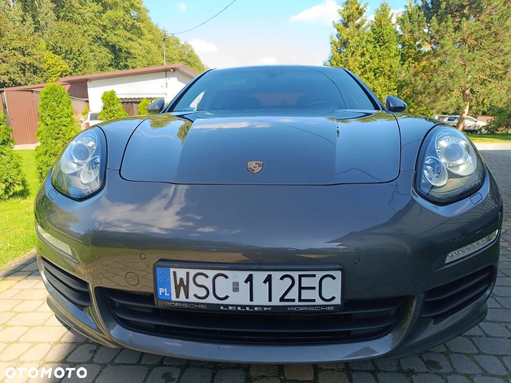Porsche Panamera - 5