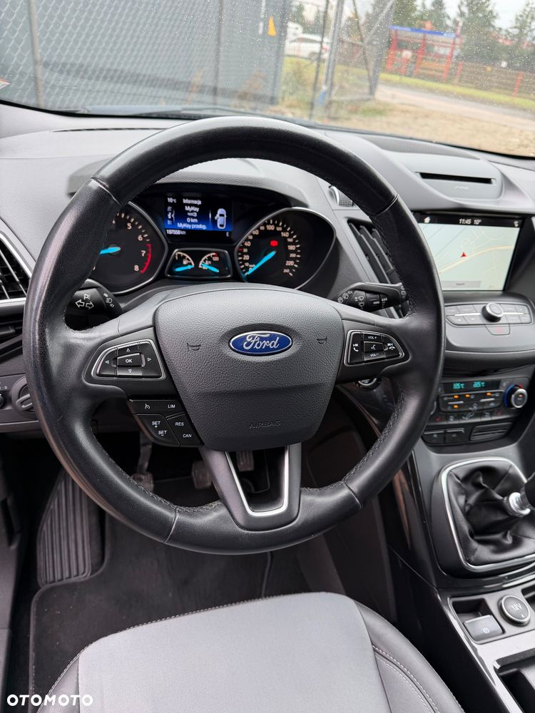 Ford Kuga - 18