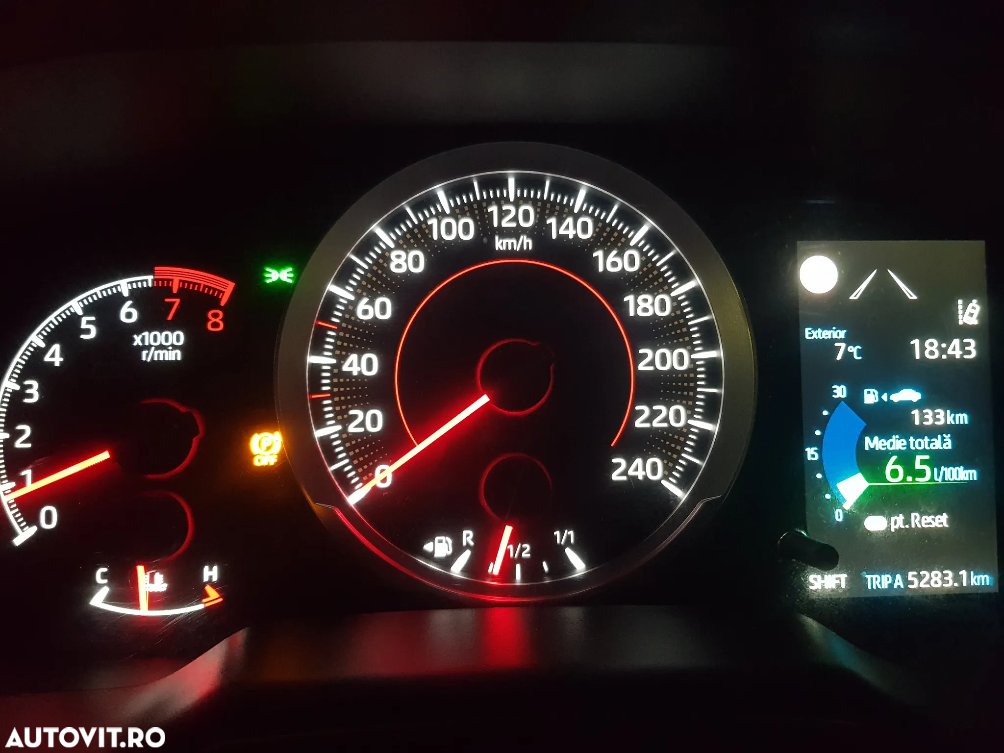 Toyota Corolla 1.6 Valvematic Terra - 3