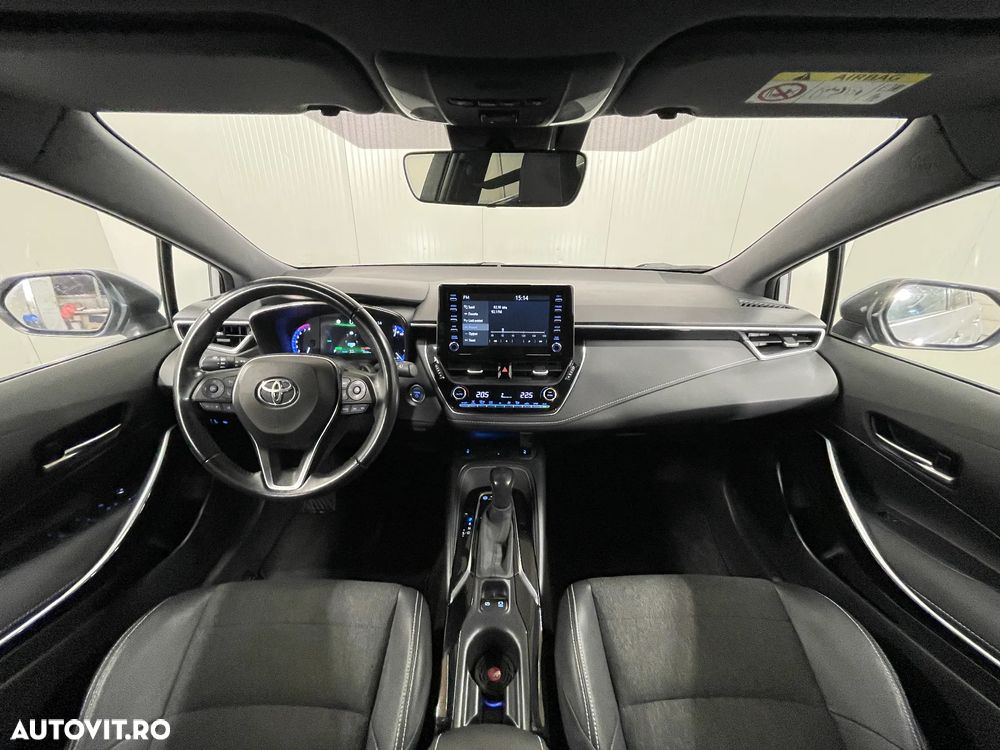 Toyota Corolla - 8