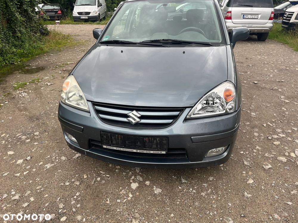 Suzuki Liana - 8