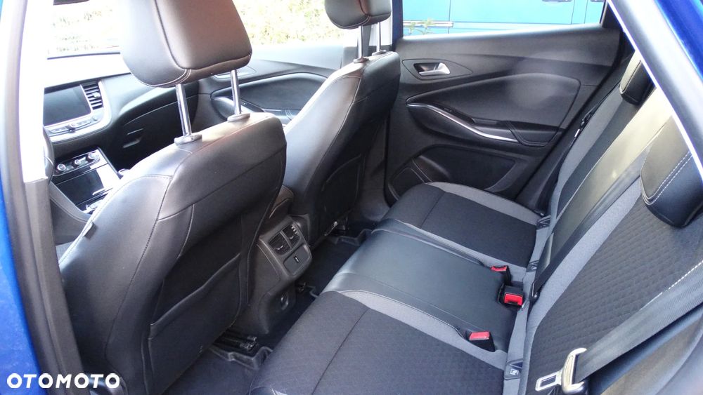Opel Grandland X 1.2 T Elite S&S - 9