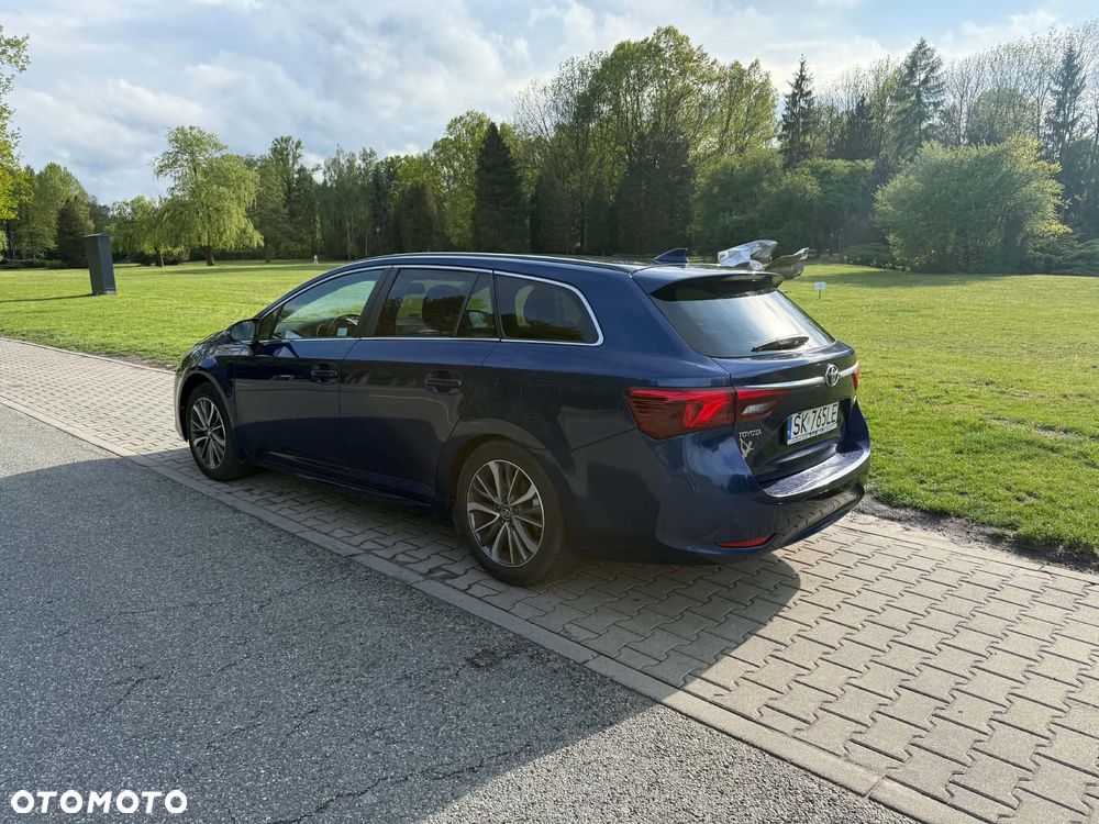 Toyota Avensis - 3