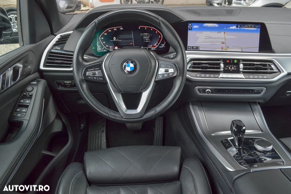 BMW X5 2022 — imagine 32