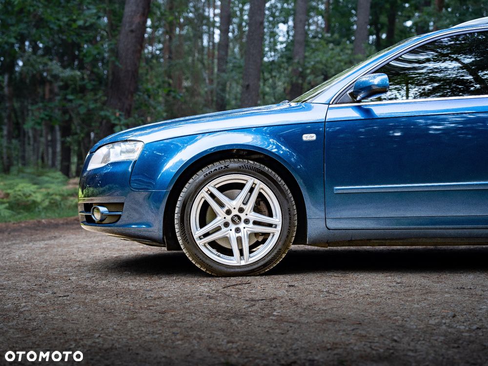 Audi A4 Avant 2.0 T FSI - 25