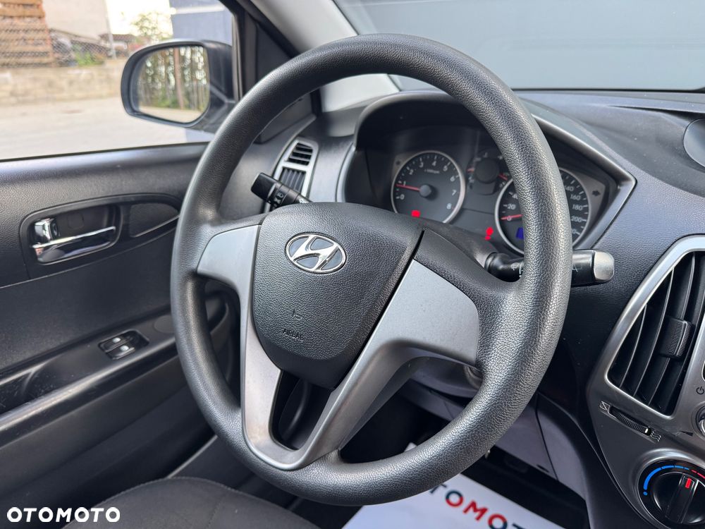 Hyundai i20 1.25 Comfort - 23