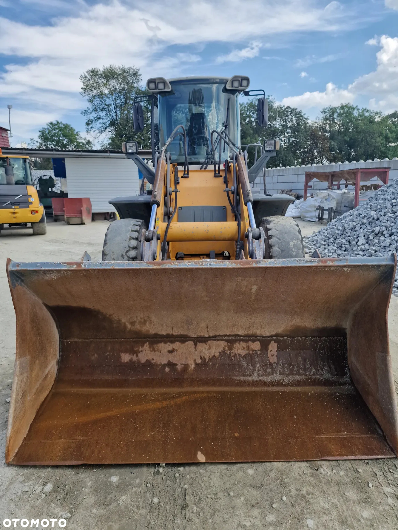 Liebherr L528 - 2