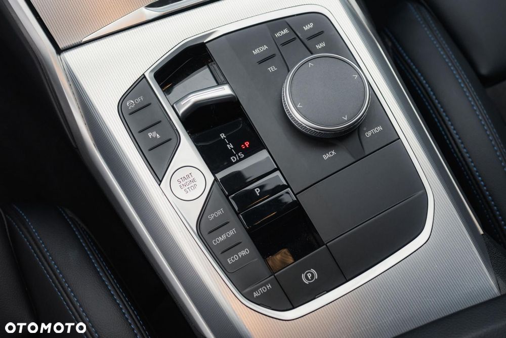 BMW Seria 3 320d xDrive M Sport sport - 26