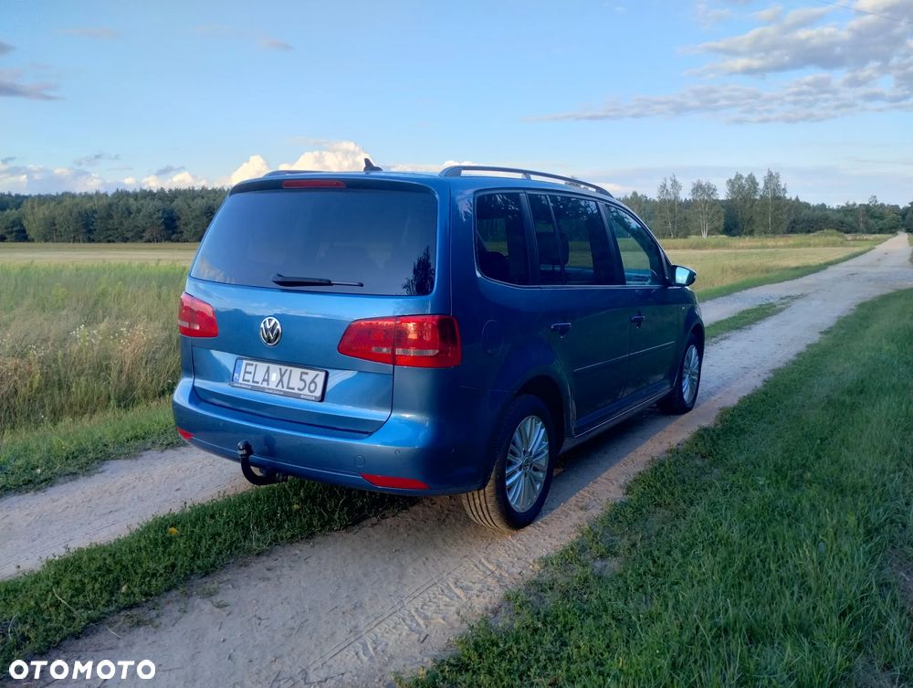 Volkswagen Touran 1.6 TDI DPF Comfortline - 3