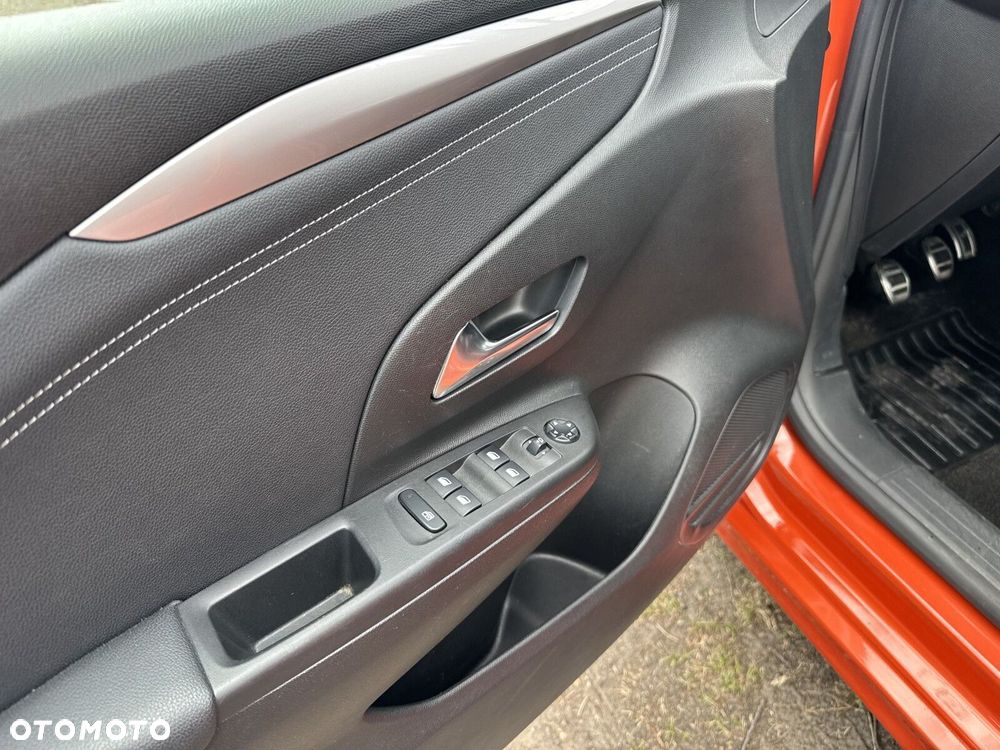 Opel Corsa 1.2 GS Line S&S - 10