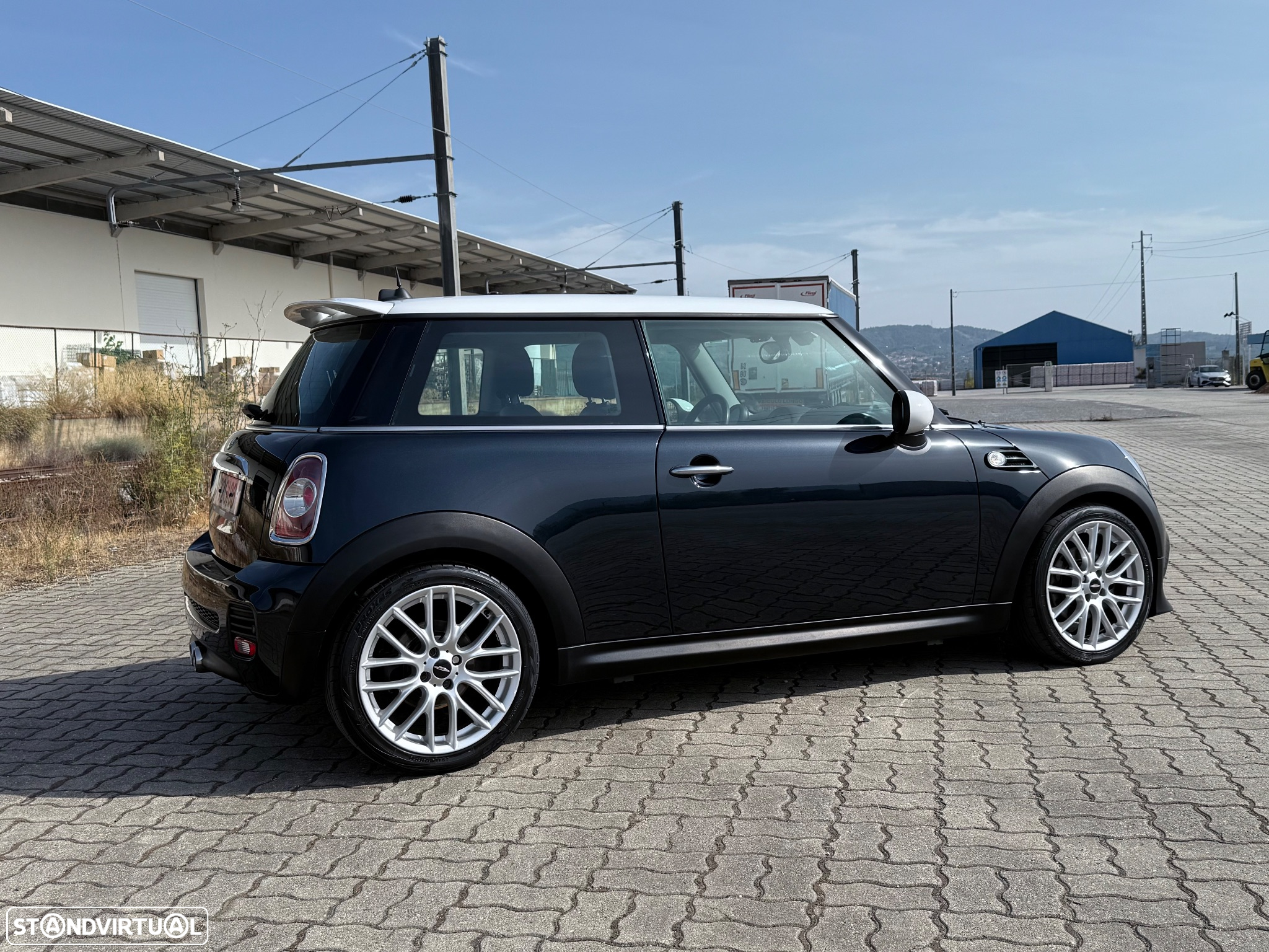 MINI 3 Portas Cooper D - 3