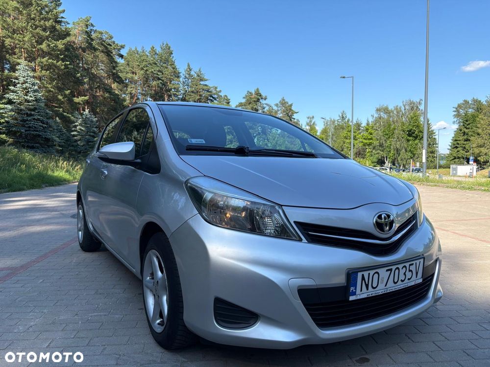 Toyota Yaris 1.33 Prestige - 8