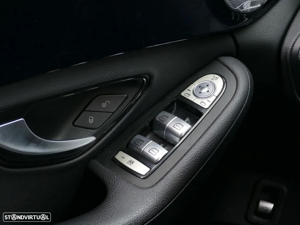 Mercedes-Benz C 300 de Avantgarde - 34