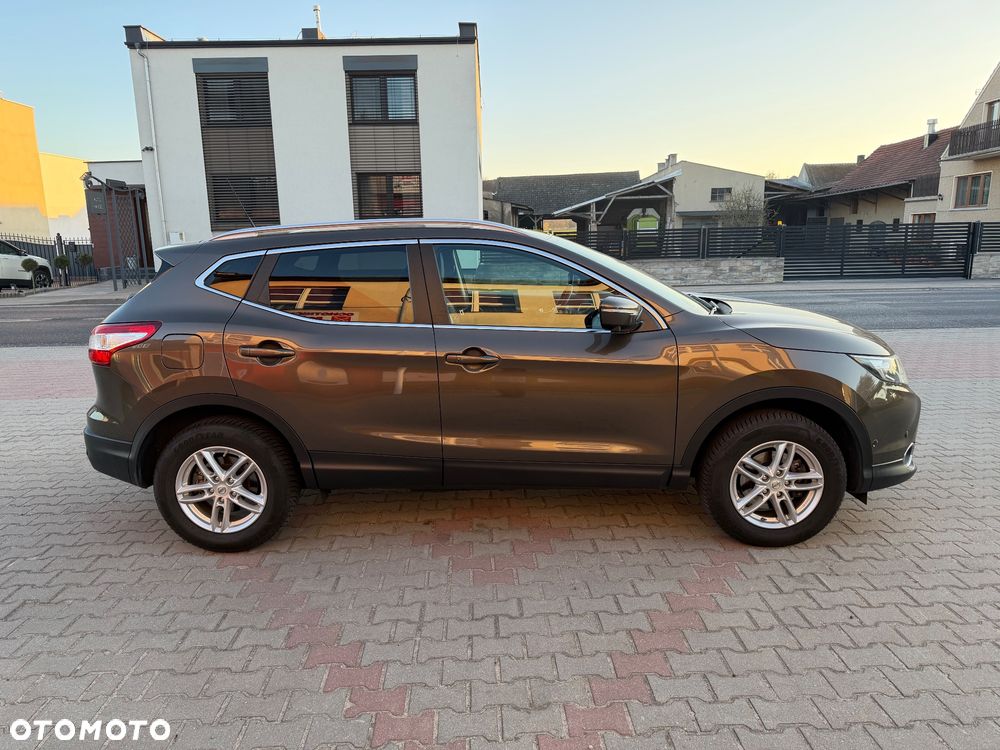 Nissan Qashqai 1.6 DCi Tekna+ - 4
