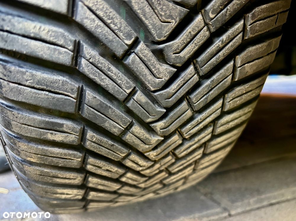 Toyota Yaris 1.33 Luna - 30